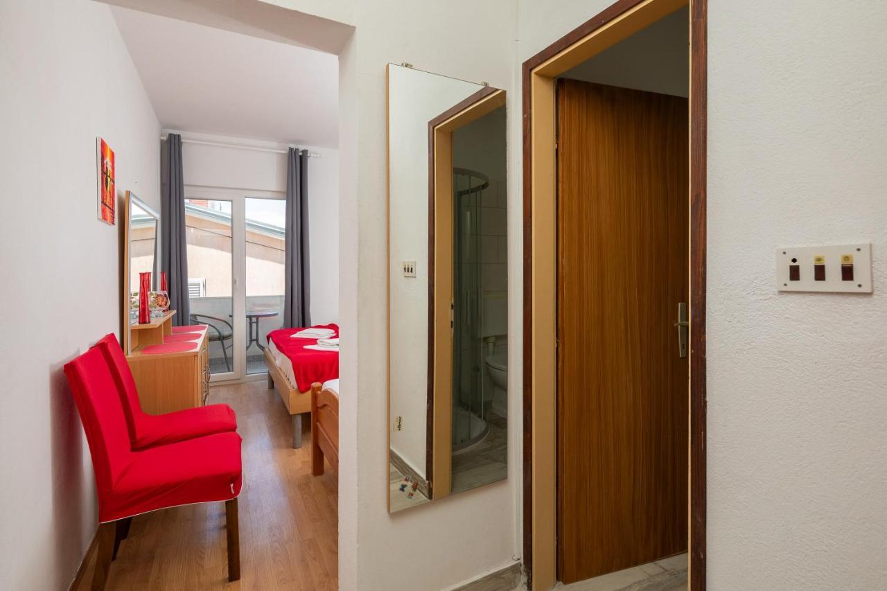 Apartma Borovina *