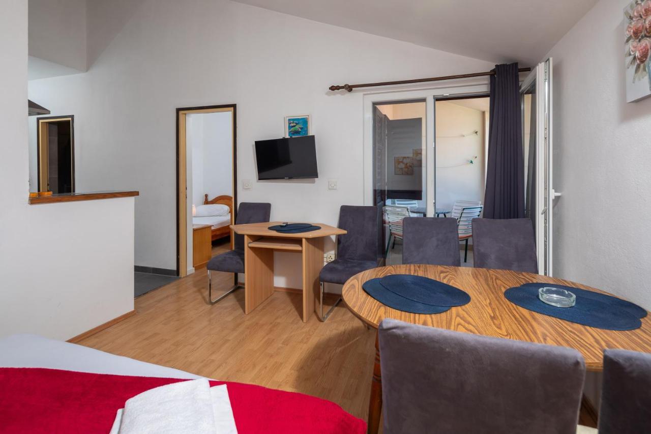 Apartma Borovina