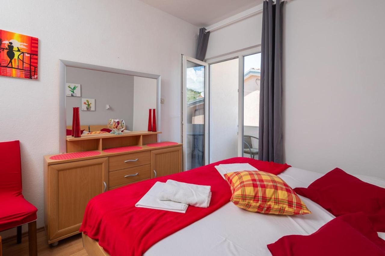 Apartma Borovina *