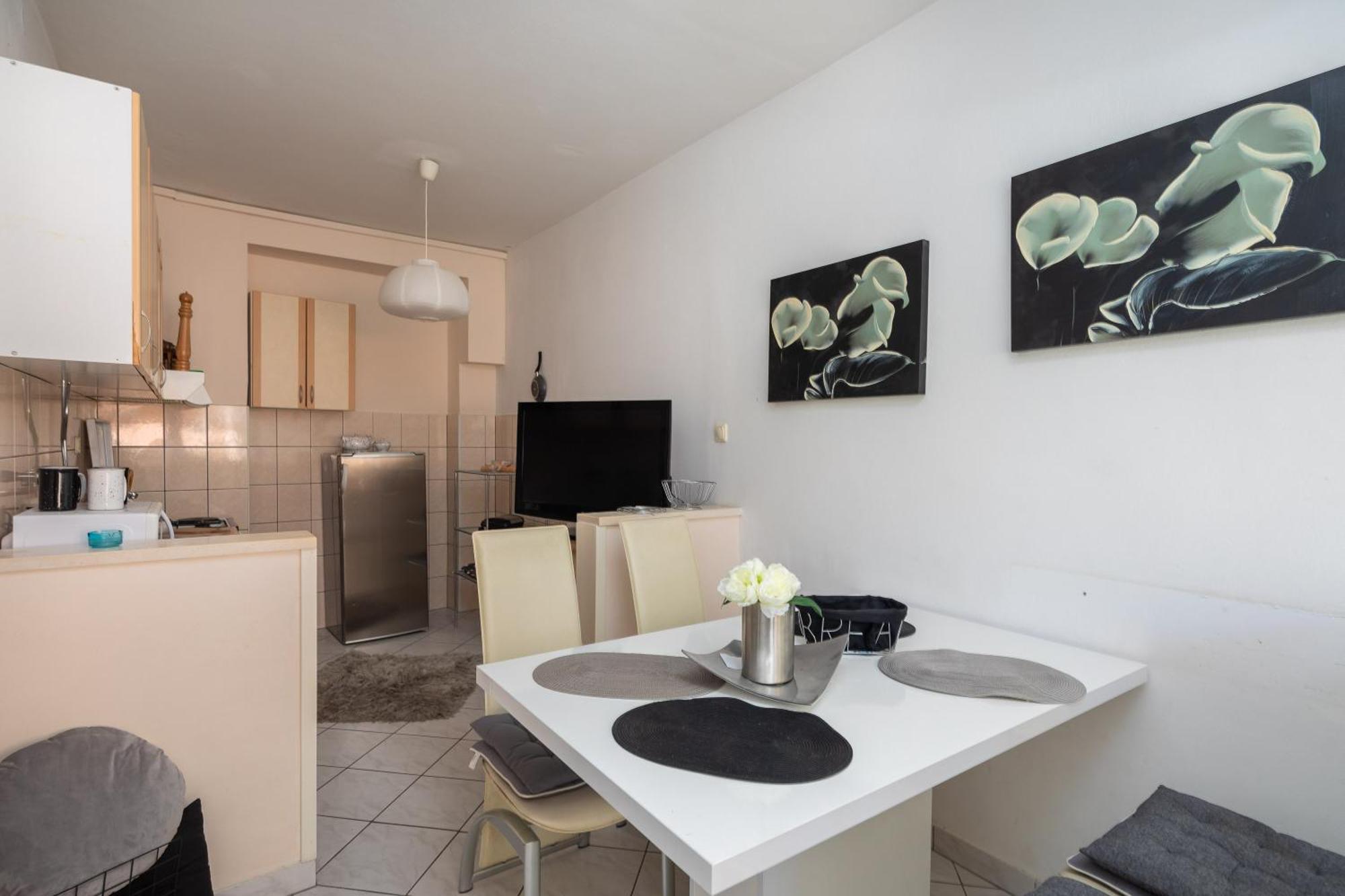 Apartma Borovina